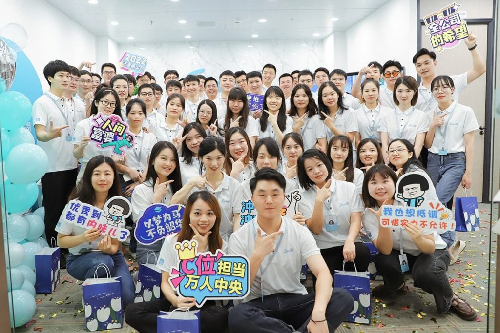 starmax-staff-photo-1024x683 J9国际站备用【唯一】官方网站
